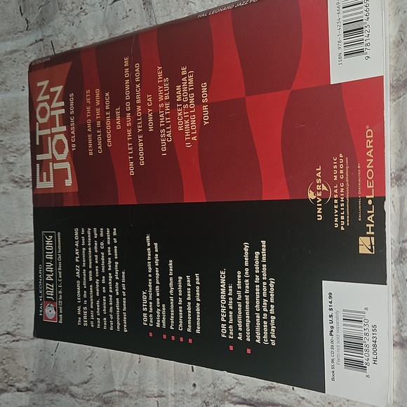Hal Leonard Elton John Songbook with CD - Picture 3 of 3
